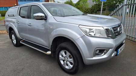 NISSAN NAVARA 2.3 dCi Acenta