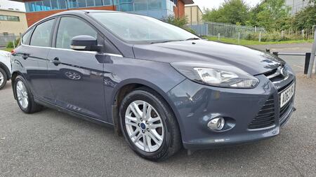 FORD FOCUS 1.0 T EcoBoost Titanium