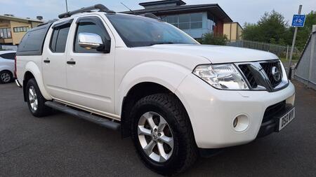 NISSAN NAVARA 2.5 dCi Tekna