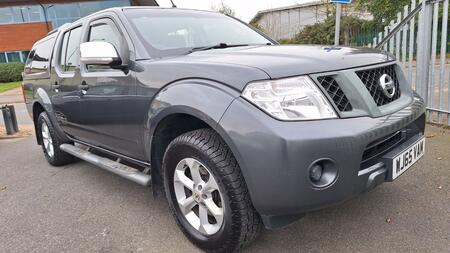 NISSAN NAVARA 2.5 dCi Visia