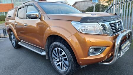 NISSAN NAVARA 2.3 dCi Tekna