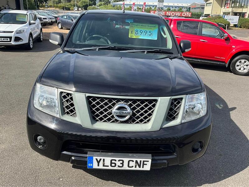 NISSAN NAVARA