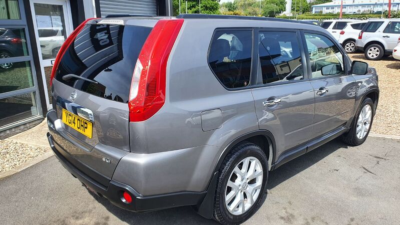 NISSAN X-TRAIL