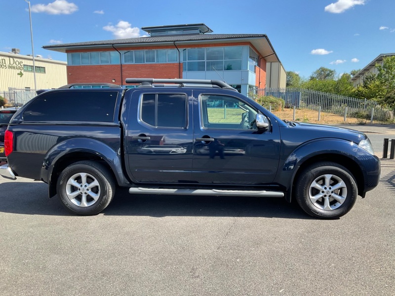 NISSAN NAVARA