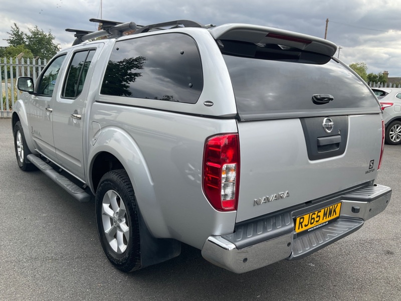 NISSAN NAVARA