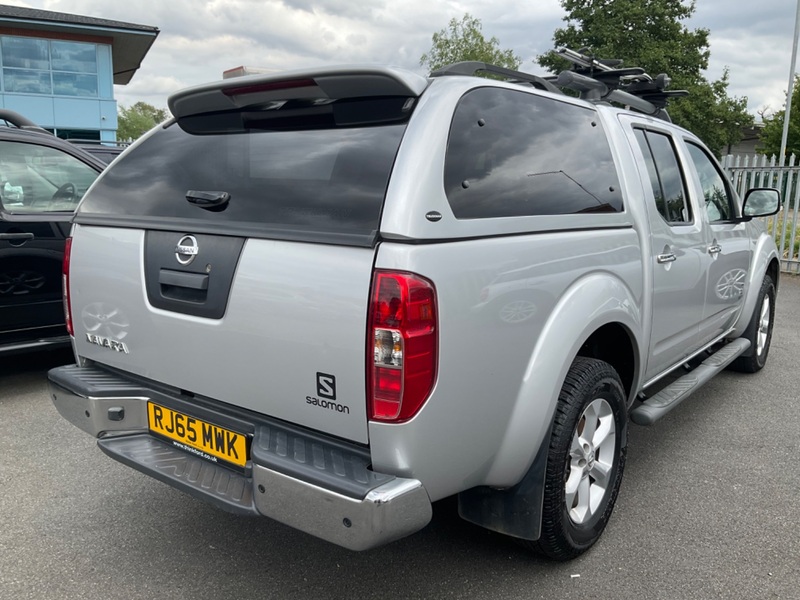 NISSAN NAVARA