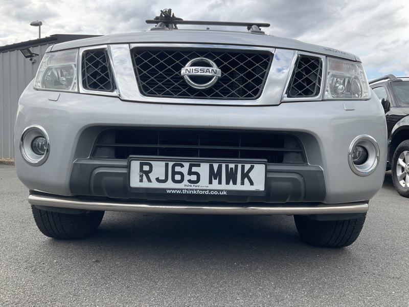 NISSAN NAVARA