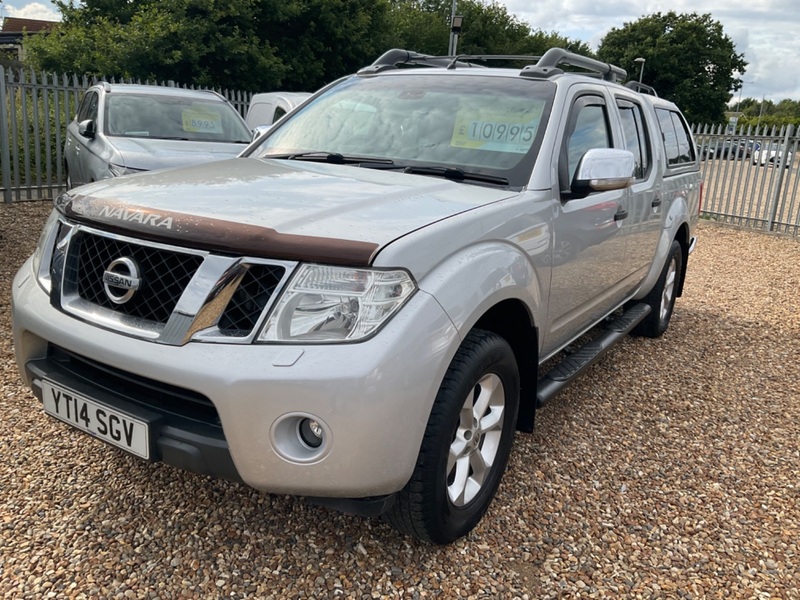 NISSAN NAVARA