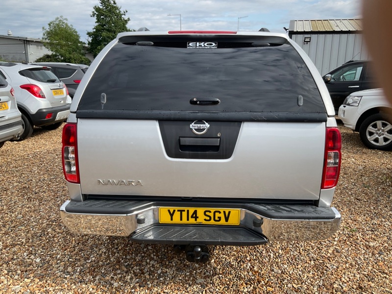 NISSAN NAVARA